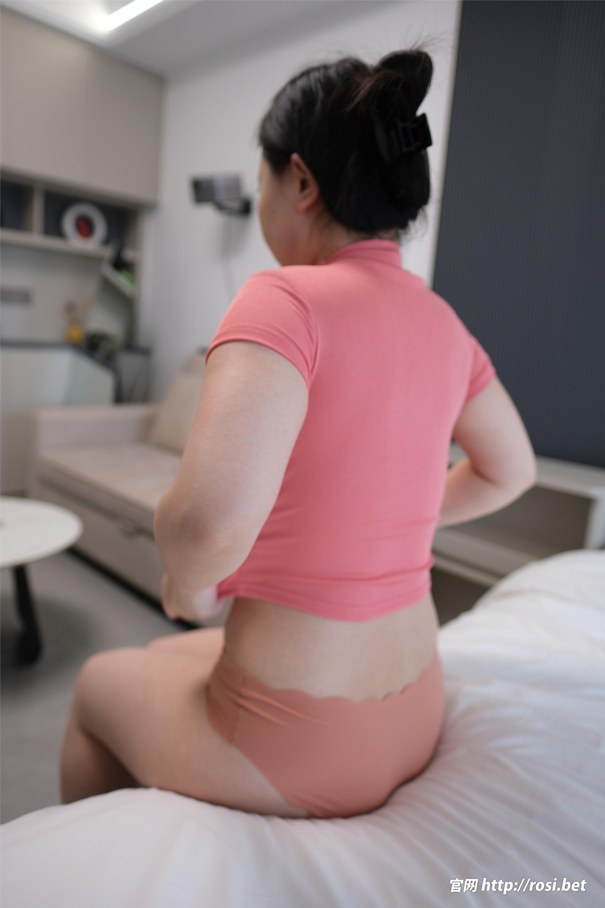 ROSI写真 2024.11.12 NO.4726